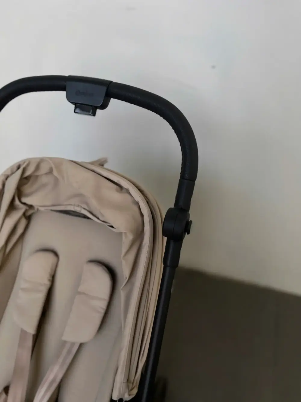 Xe đẩy Cybex Melio carbon 3 màu beige (tặng kèm đệm lót nằm xe đẩy Kate mesh thoáng mát) - Ảnh 10