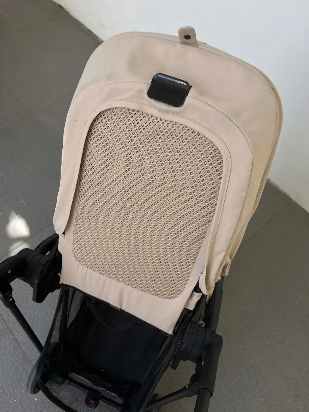 Xe đẩy Cybex Melio carbon 3 màu beige (tặng kèm đệm lót nằm xe đẩy Kate mesh thoáng mát) - Ảnh 20