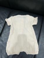 Bộ bodysuit váy sơ mi Dear Bebé (size: 6/9m) tặng kèm body đùi Bilbi vải đũi (size:6/12m) - Ảnh 3