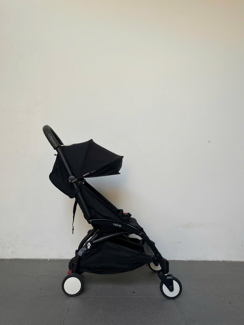 Xe đẩy yoyo+ màu đen kèm bọc tay da (size: 6M/22kg) - Ảnh 2