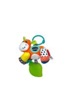 Đồ chơi treo nôi bò Jittery Infantino - Xanh