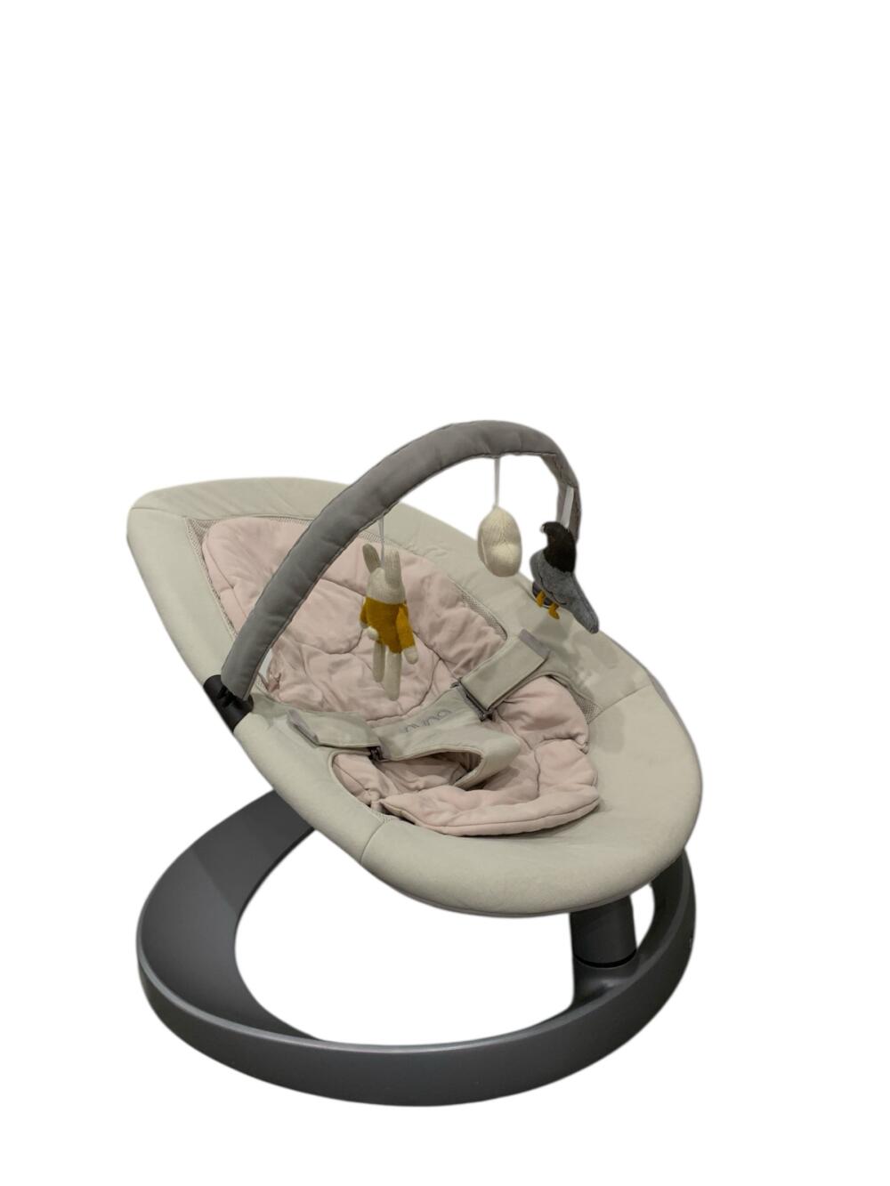 Nôi Nuna Leaf Curv kèm thanh đồ chơi màu xám/ hồng (sơ sinh - 60kg) - Ảnh 1