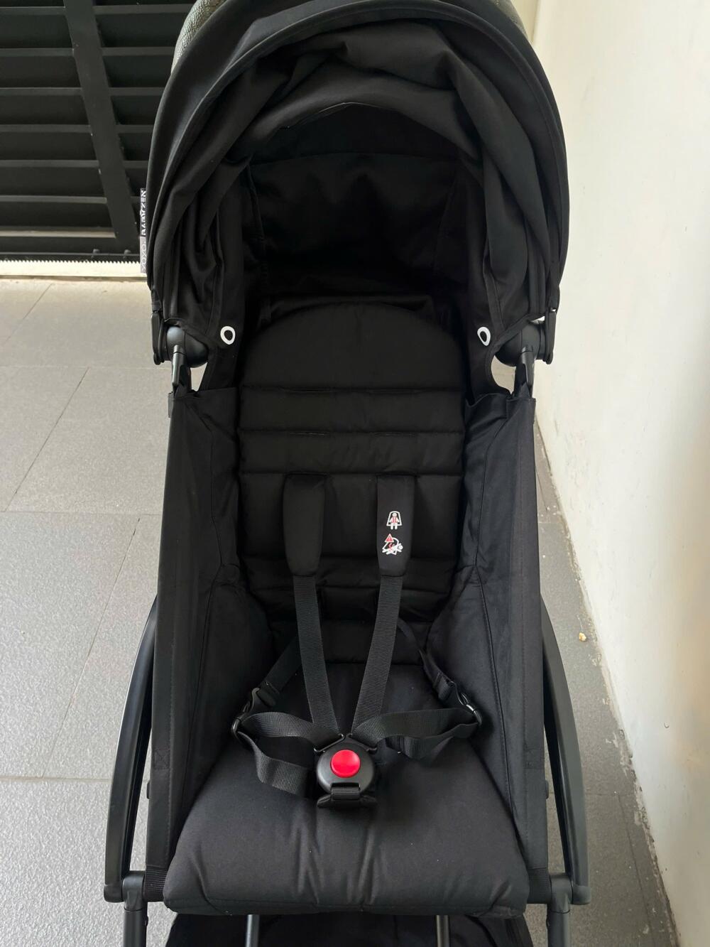 Xe đẩy yoyo+ màu đen kèm bọc tay da (size: 6M/22kg) - Ảnh 6