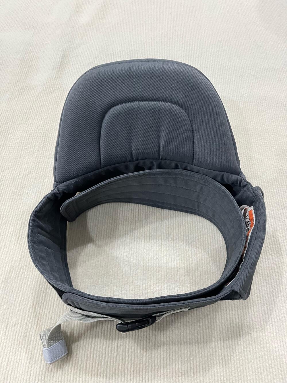 Địu Ergobaby Hip Seat Cool Air Mesh, Carbon Grey (no box) - Ảnh 6