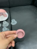 Máy hút sữa rảnh tay Momcozy M9 tặng túi trữ sữa (còn box, như mới) - Ảnh 7