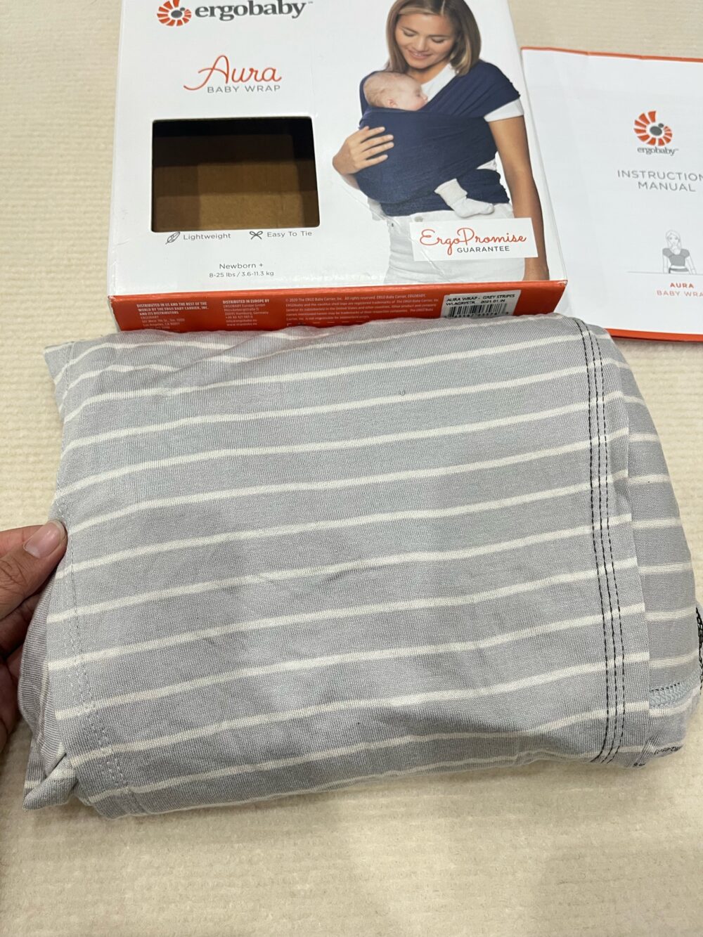 Địu vải Ergobaby Aura Wrap, màu Grey Tripes (Size: từ sơ sinh 3kg6 đến 11kg3, full box) - Ảnh 7