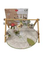 Thảm chơi Tiny Love Luxe Gymini – Boho Chic (Còn box)