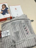 Địu vải Ergobaby Aura Wrap, màu Grey Tripes (Size: từ sơ sinh 3kg6 đến 11kg3, full box) - Ảnh 6