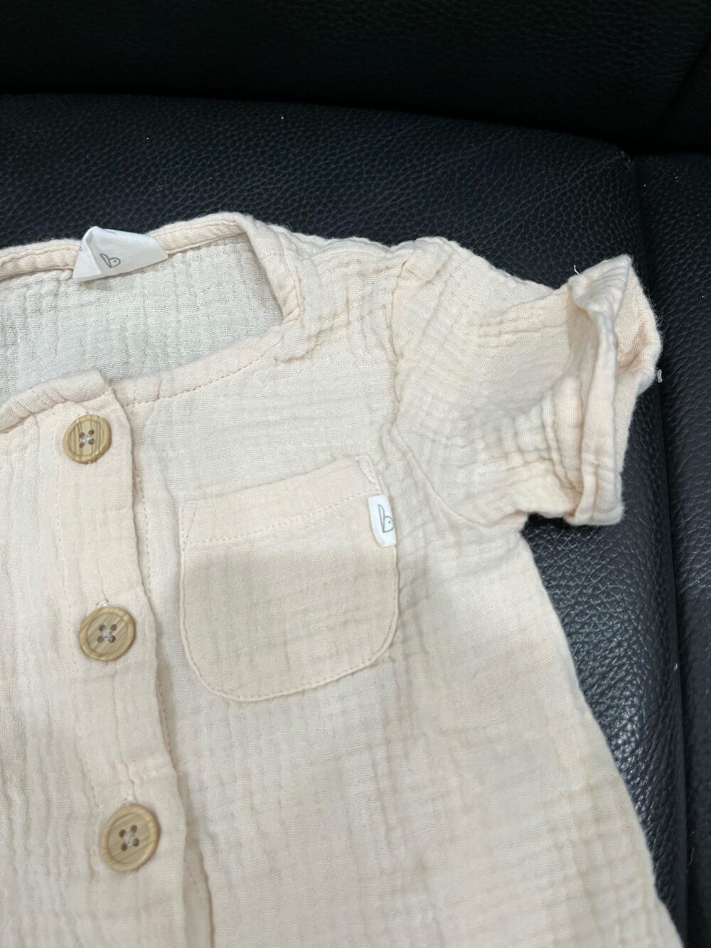 Bộ bodysuit váy sơ mi Dear Bebé (size: 6/9m) tặng kèm body đùi Bilbi vải đũi (size:6/12m) - Ảnh 6