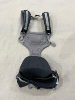 Địu Ergobaby Hip Seat Cool Air Mesh, Carbon Grey (no box) - Ảnh 9