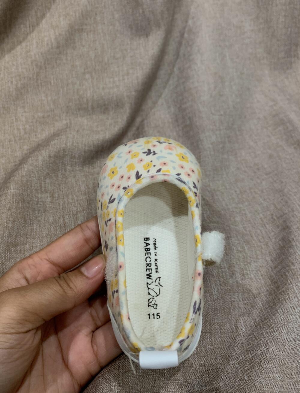 Giày tập đi đế mềm BabeCrew hoạ tiết hoa nhí (size:115 ~ 11.5cm) - Ảnh 8