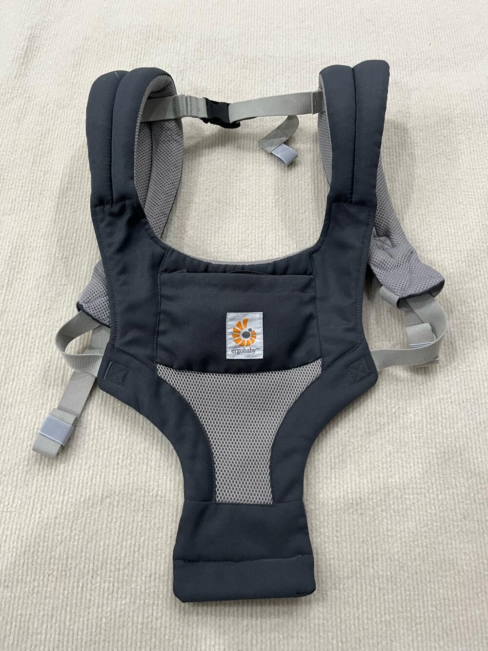 Địu Ergobaby Hip Seat Cool Air Mesh, Carbon Grey (no box) - Ảnh 11