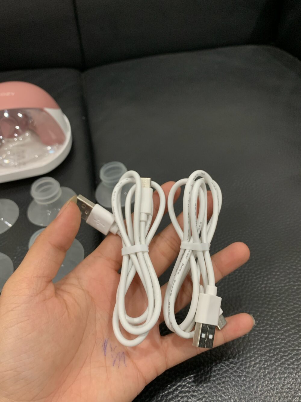 Máy hút sữa rảnh tay Momcozy M9 tặng túi trữ sữa (còn box, như mới) - Ảnh 10