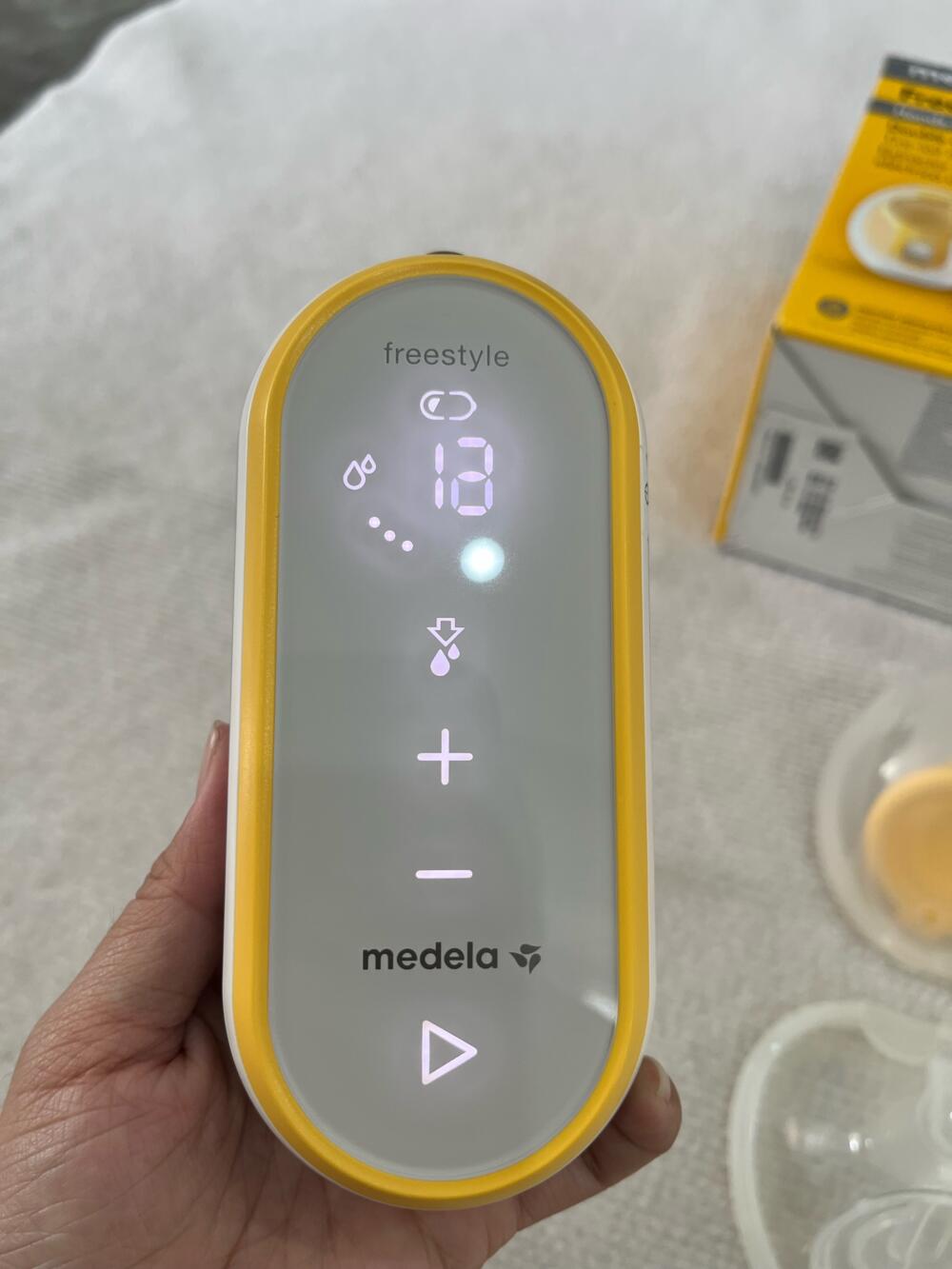 Máy hút sữa rảnh tay Medela Freestyle Hands Free (full box) - Ảnh 14