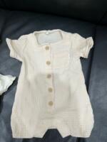 Bộ bodysuit váy sơ mi Dear Bebé (size: 6/9m) tặng kèm body đùi Bilbi vải đũi (size:6/12m) - Ảnh 10