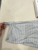 Địu vải Ergobaby Aura Wrap, màu Grey Tripes (Size: từ sơ sinh 3kg6 đến 11kg3, full box) - Ảnh 2