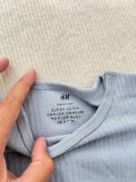 Set 3 bodysuit tay dài H&M thun gân nổi (size: 9/12m) - Ảnh 4