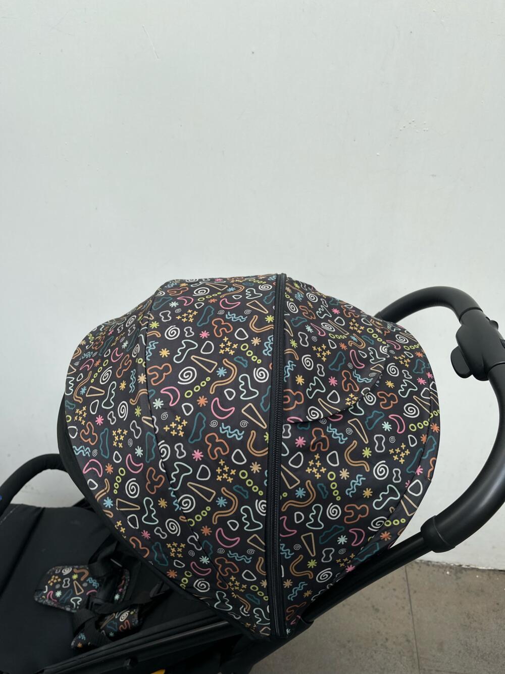 Xe đẩy gấp gọn Chicco Glee Playful Black (sơ sinh-22kg) - Ảnh 4