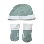Set nón, vớ Nike thêu màu xanh (Size: 0/6m)