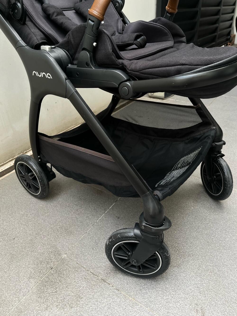 Xe đẩy Nuna triv đen khung đen( 0/4m) - Ảnh 15