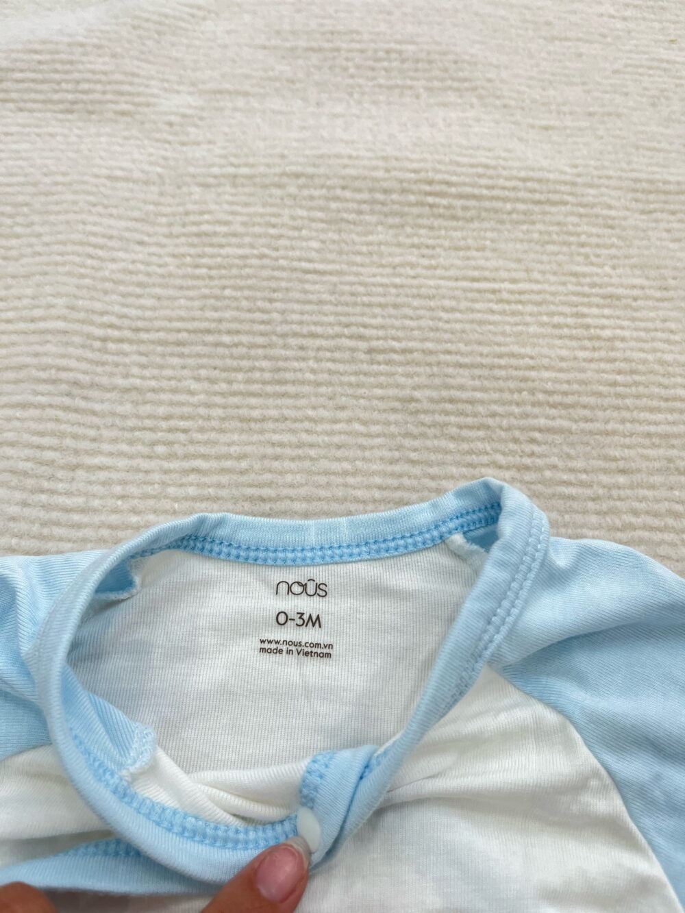Set 2 bộ bodysuit Nous màu xanh hoạ tiết ( size: 0/3m ) - Ảnh 5