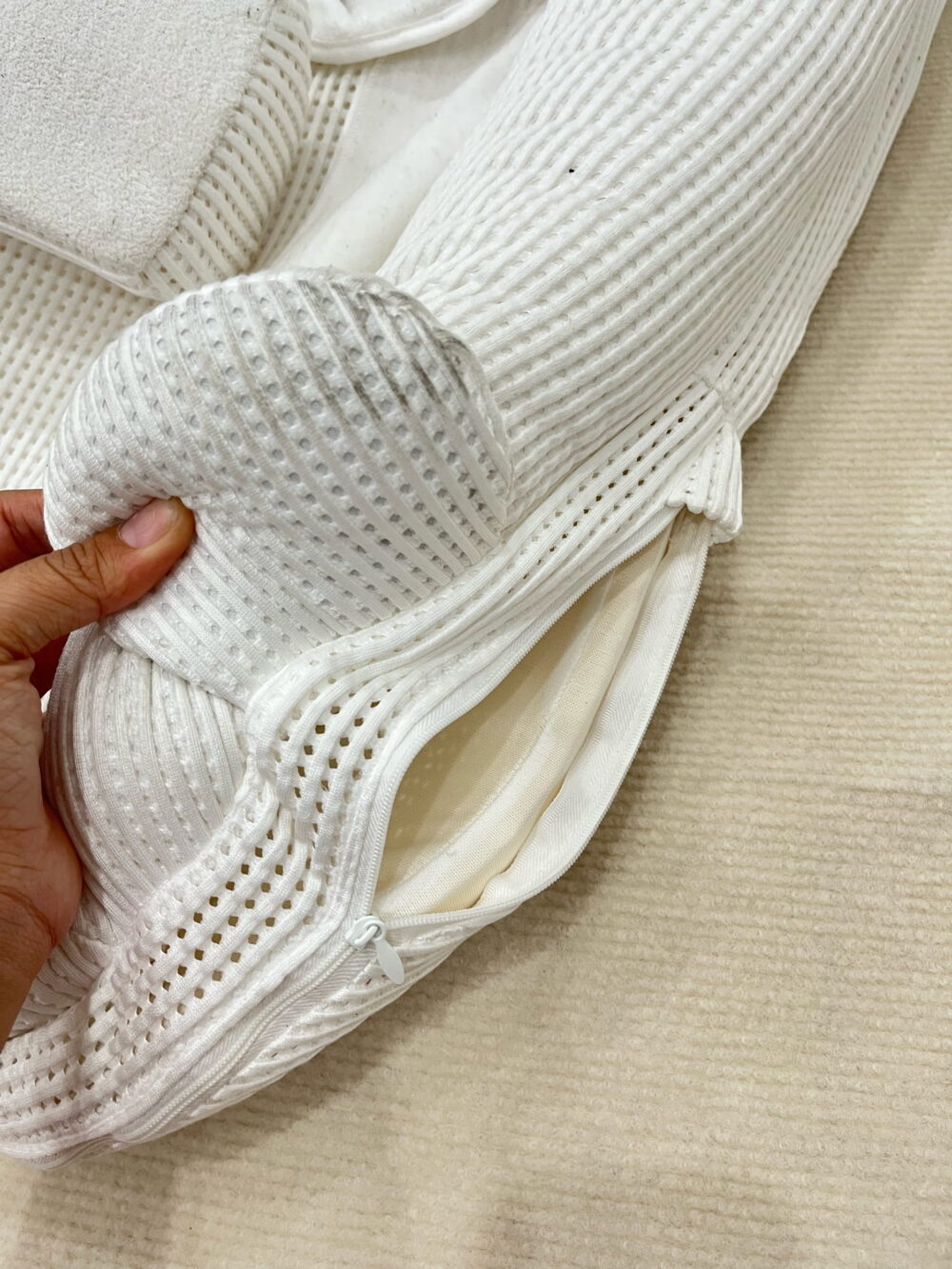 Gối chống trào ngược Chilux gấu trắng (kèm phụ kiện) - Ảnh 6