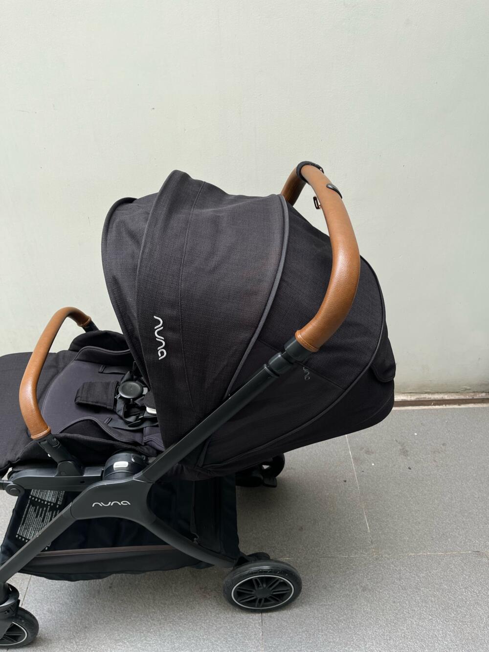 Xe đẩy Nuna triv đen khung đen( 0/4m) - Ảnh 2