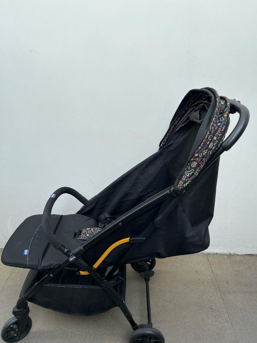 Xe đẩy gấp gọn Chicco Glee Playful Black (sơ sinh-22kg) - Ảnh 13