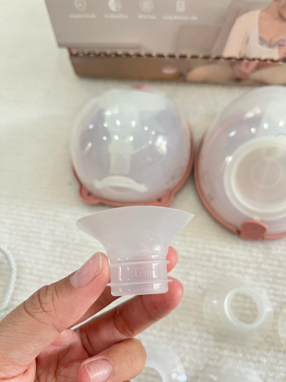 Máy hút sữa Momcozy v1 pro cup hồng - BH 15/9/2026 (fullbox) - Ảnh 4