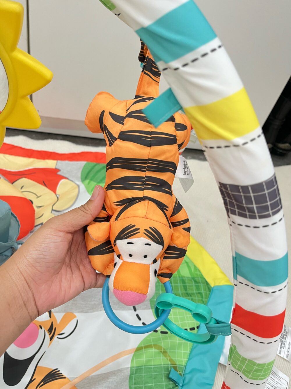 Thảm chơi Bright Starts Hình con gấu/ hổ - Ảnh 3