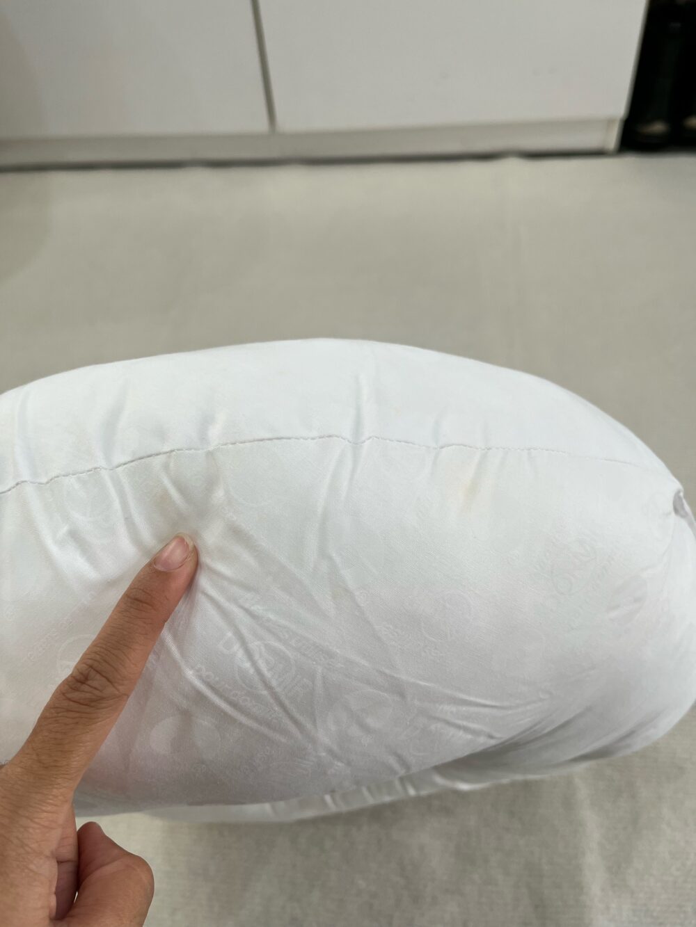 Gối cho bé bú Boppy Pillow (full box) - Ảnh 11