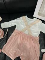 Set 4 món Nous màu hồng/trắng(new 100%, full box) có thể mang đi tặng - Ảnh 3