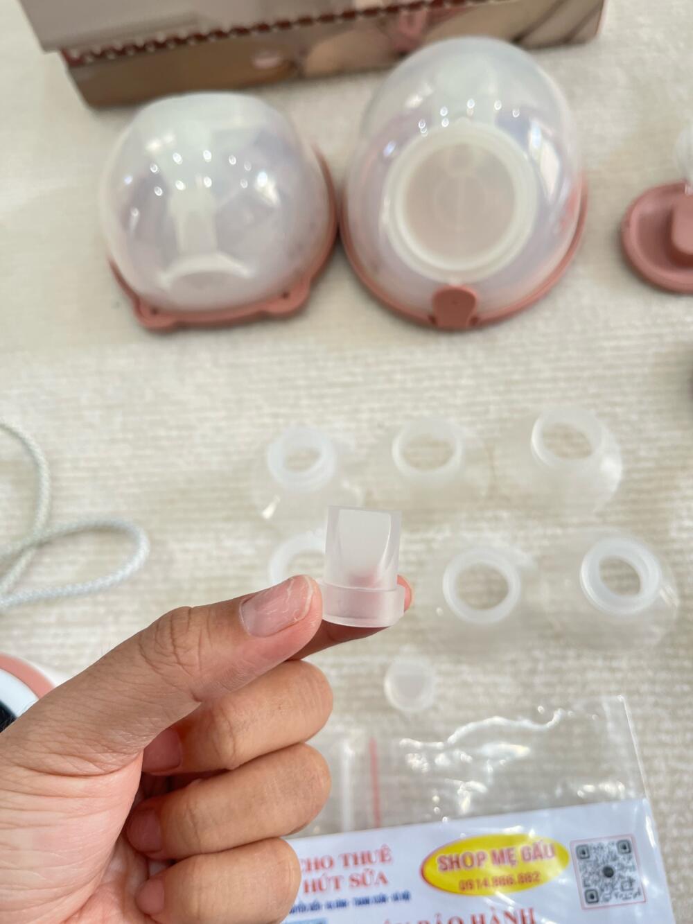 Máy hút sữa Momcozy v1 pro cup hồng - BH 15/9/2026 (fullbox) - Ảnh 8