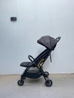 Xe đẩy gấp gọn Chicco Glee Playful Black (sơ sinh-22kg) - Ảnh 6