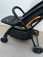 Xe đẩy gấp gọn Chicco Glee Playful Black (sơ sinh-22kg) - Ảnh 5