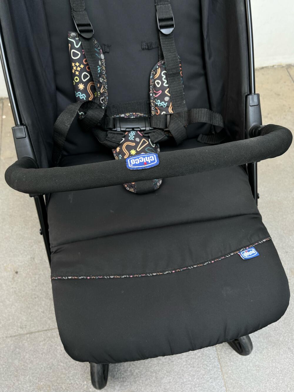 Xe đẩy gấp gọn Chicco Glee Playful Black (sơ sinh-22kg) - Ảnh 14