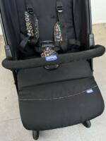 Xe đẩy gấp gọn Chicco Glee Playful Black (sơ sinh-22kg) - Ảnh 14