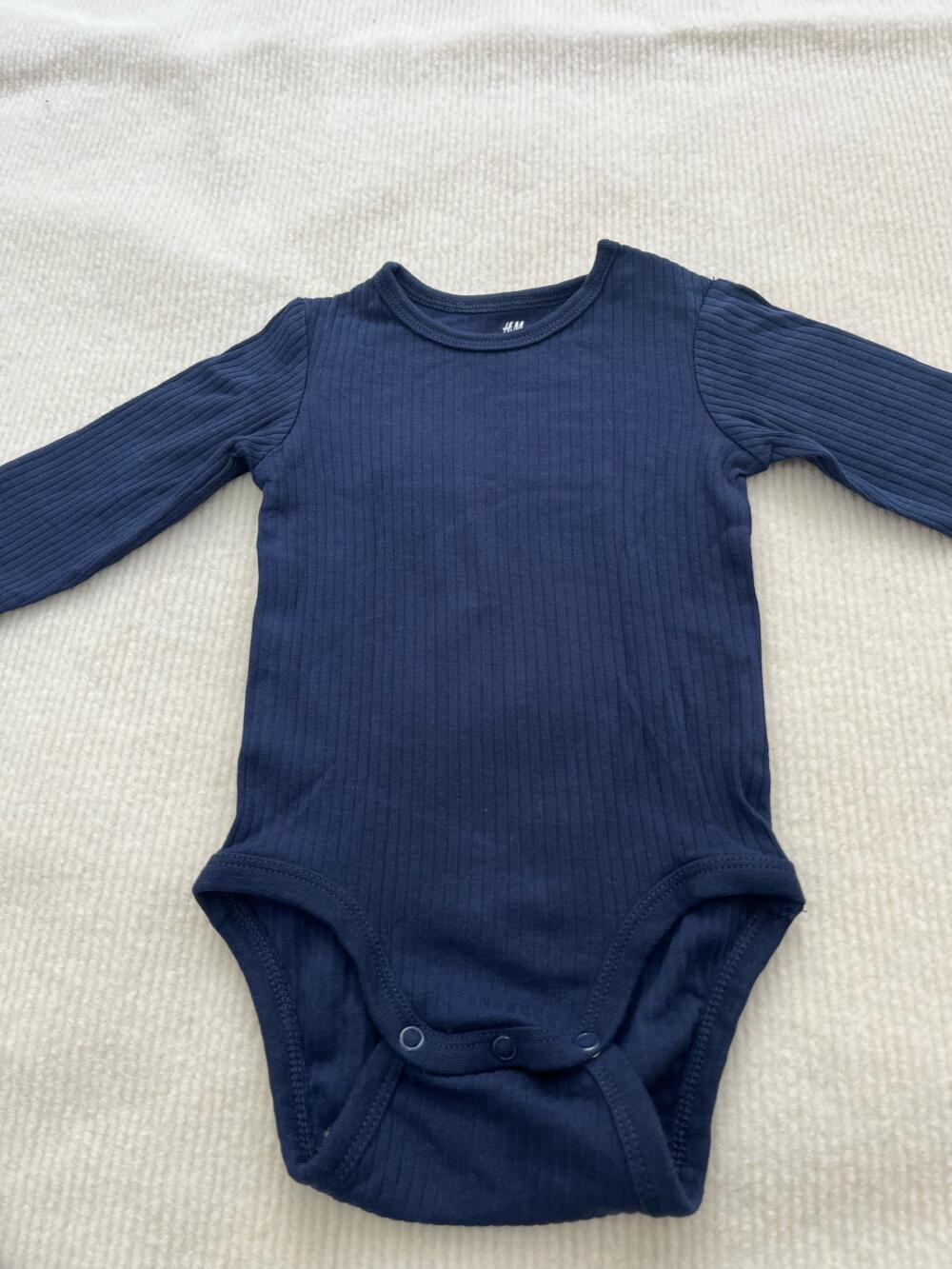 Set 3 bodysuit tay dài H&M thun gân nổi (size: 9/12m) - Ảnh 6