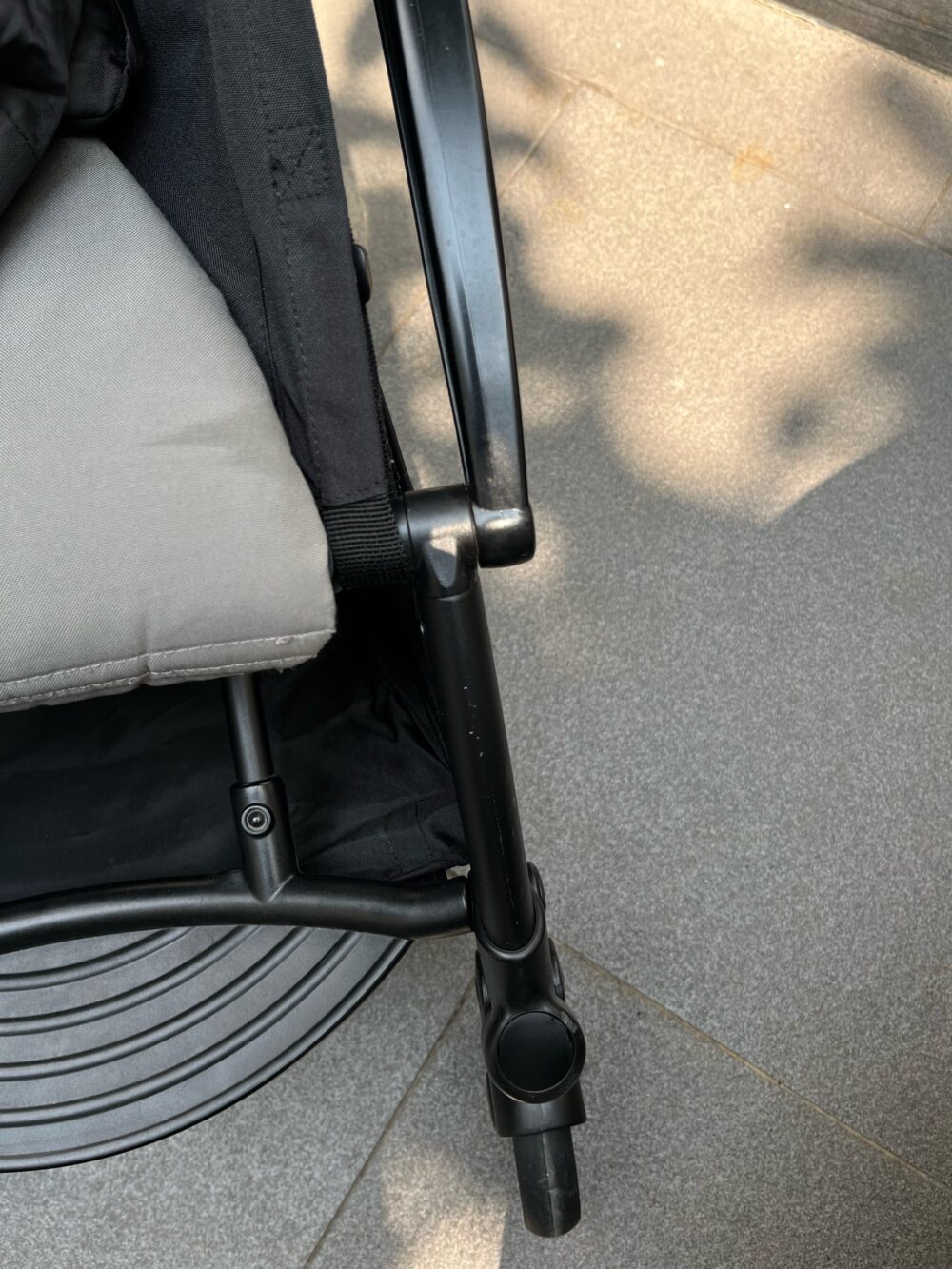 Xe đẩy Yoyo+ kèm túi đựng (màu xám) size 6m -> 4 tuổi ( tối đa 22kg) - Ảnh 21