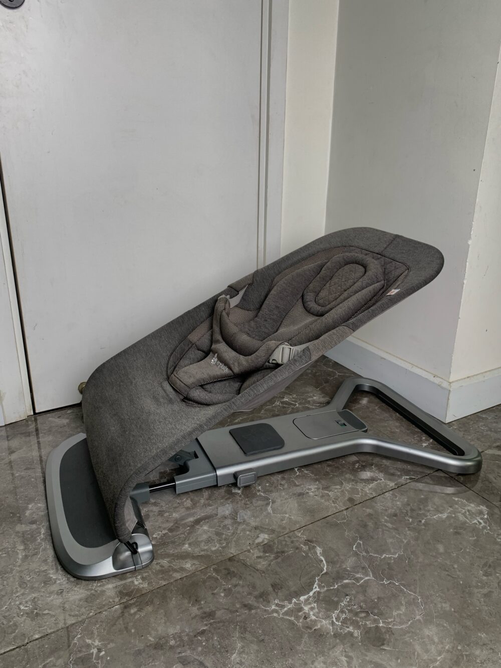 Ghế rung Ergobaby Evolve 3in1 (0-36 tháng) kèm túi vải bảo quản đặt may riêng - Ảnh 3