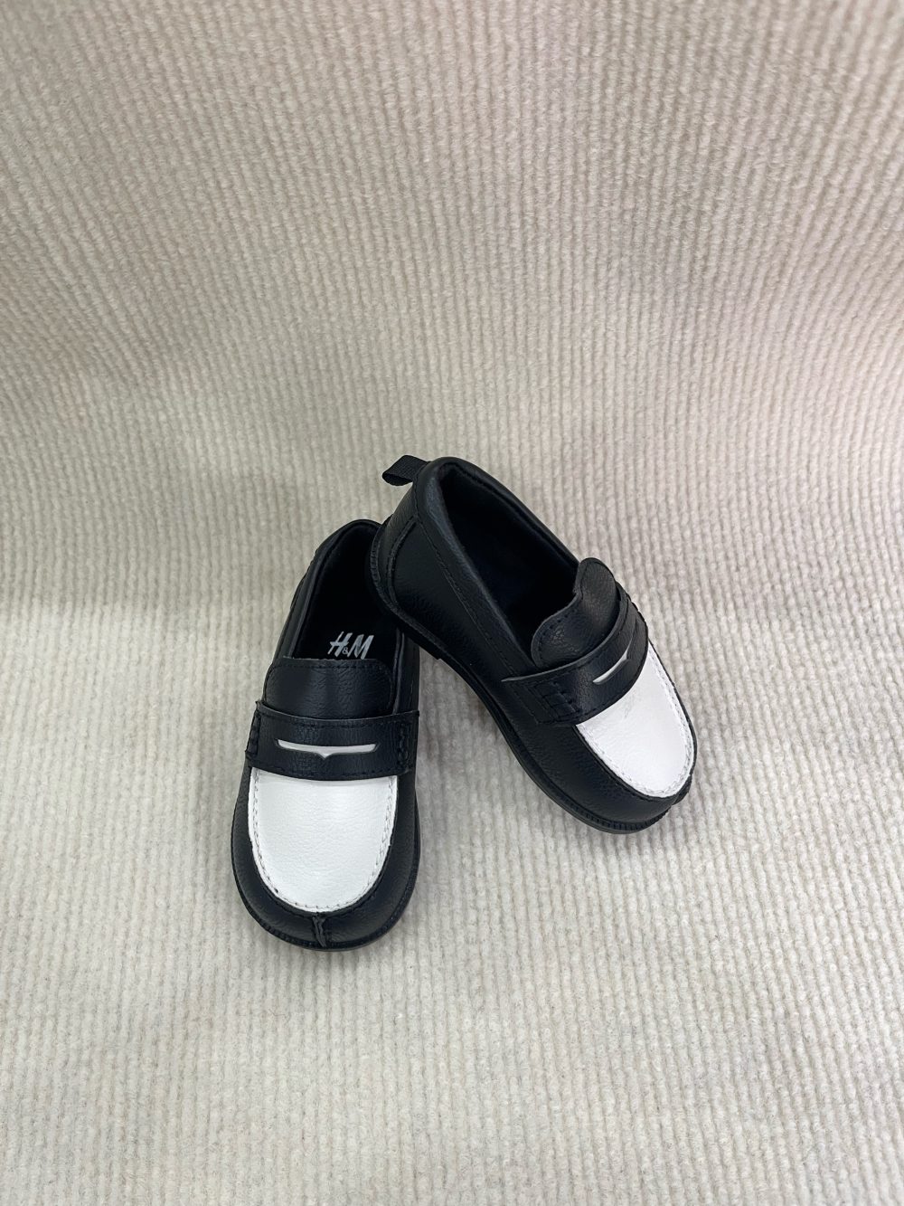 Giày Loafer màu đen trắng H&M (Size:18/19, 11.1cm) - Ảnh 3