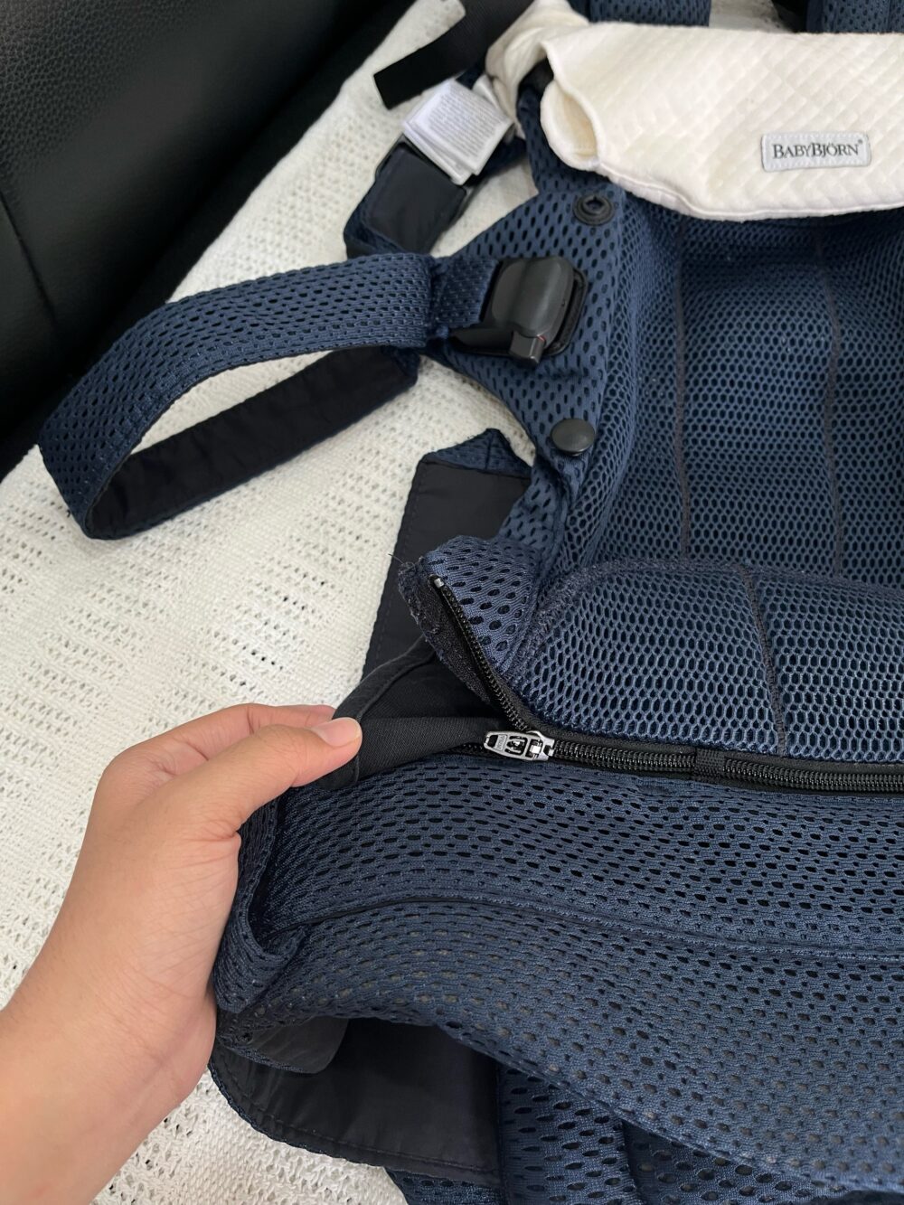 Địu Baby Bjorn harmony xanh Navy (kèm yếm địu) - fullbox - Ảnh 8