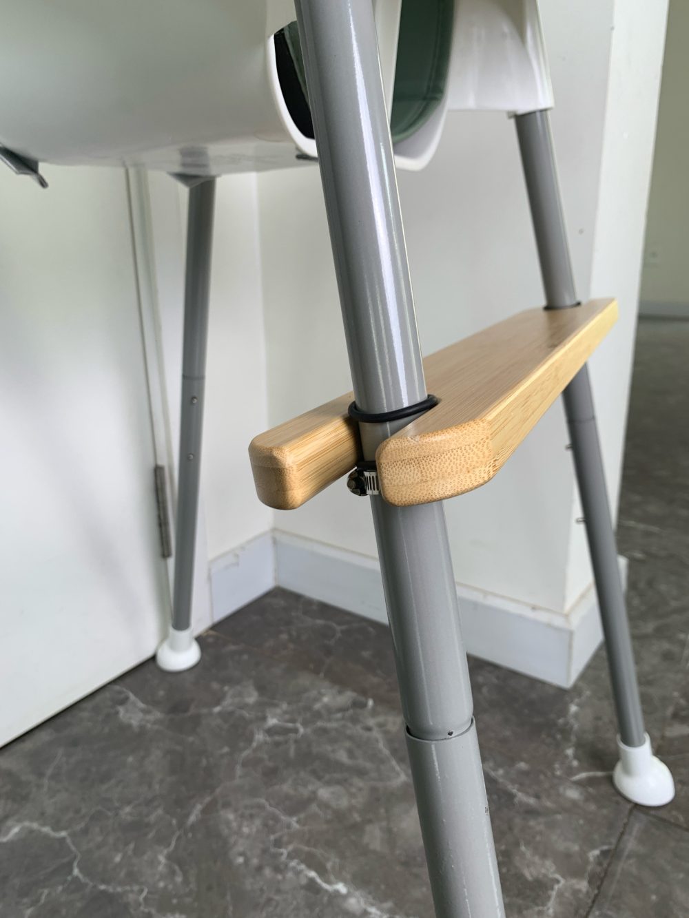 Ghế ăn dặm cho bé Babyhop màu xanh kèm thanh gác chân - Ảnh 11