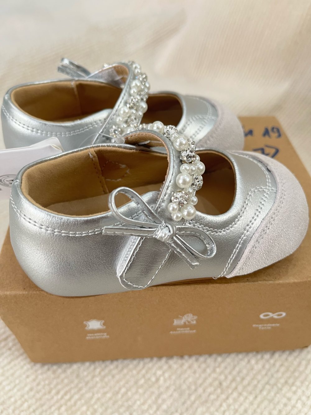 Giày búp bê đính cườm Nube kids màu bạc fullbox (size: 19) - Ảnh 5