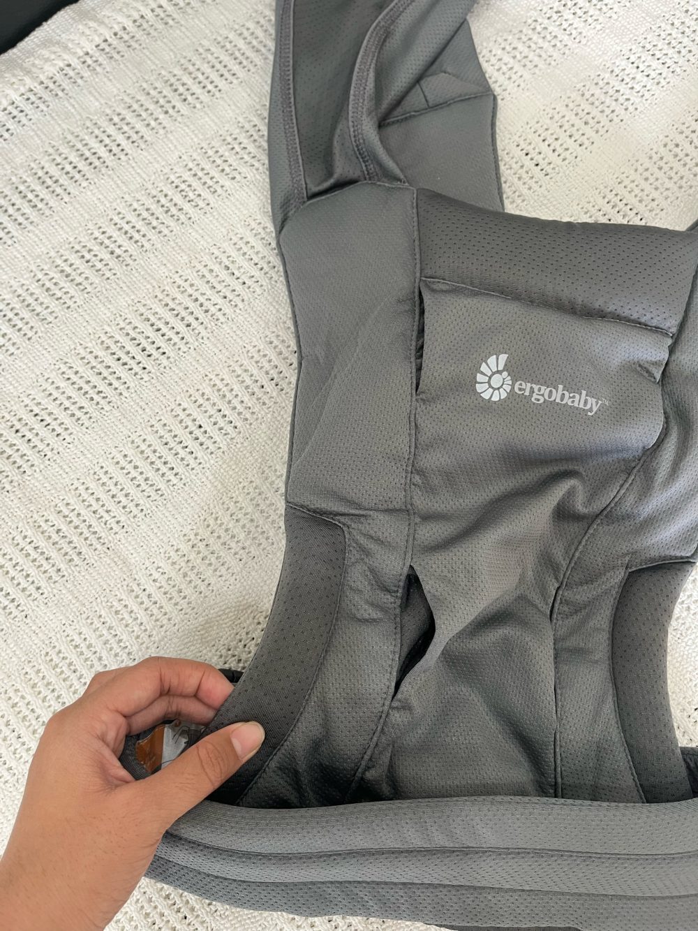 Địu Ergobaby Embrace & Soft Air Mesh vải sợi lưới thoáng khí, màu xám (sơ sinh -> 11,3kg) - Ảnh 4