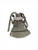 Địu Baby Bjorn Hamony màu xanh rêu kèm yếm địu BBJ (size sơ sinh 3,2kg/15kg)