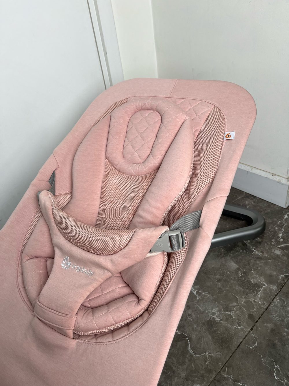 Ghế rung Ergobaby Evolve Bouncer 3in1, màu hồng (tặng kèm thanh đồ chơi) - Ảnh 4