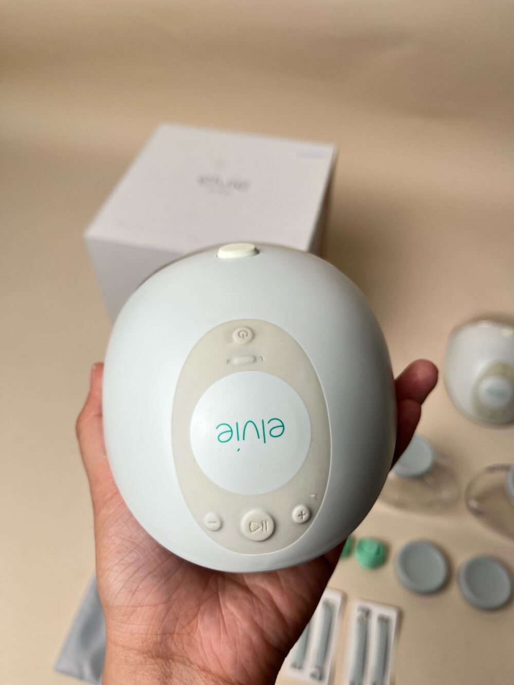 Máy hút sữa điện đôi rảnh tay Elvie Pump (full box) - Ảnh 17