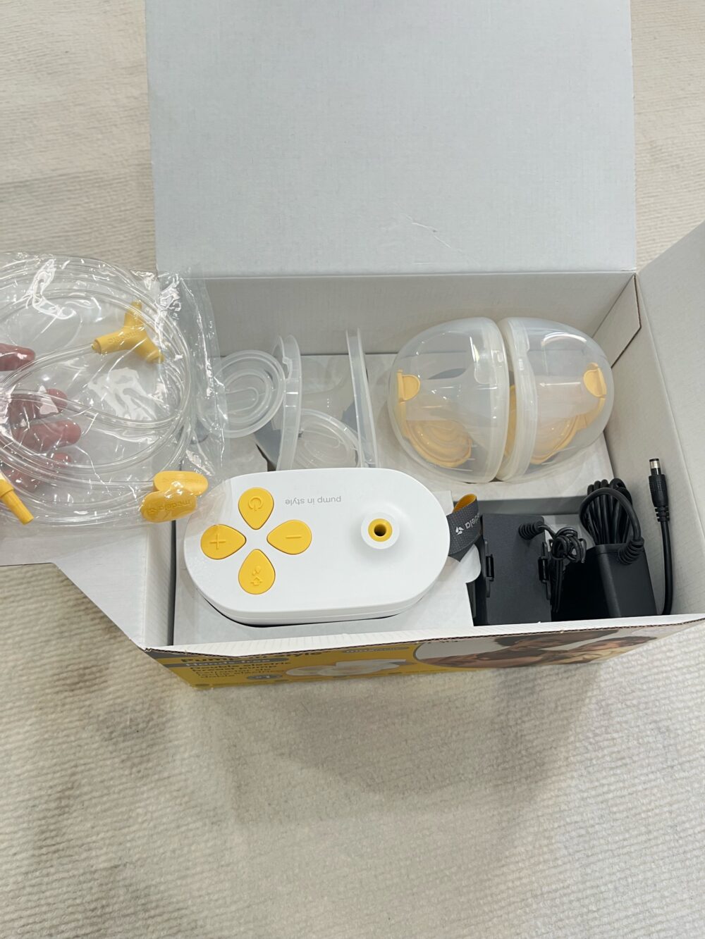 Máy hút sữa rảnh tay Medela Pump in Style MaxFlow Hands-free ( full box) - Ảnh 15