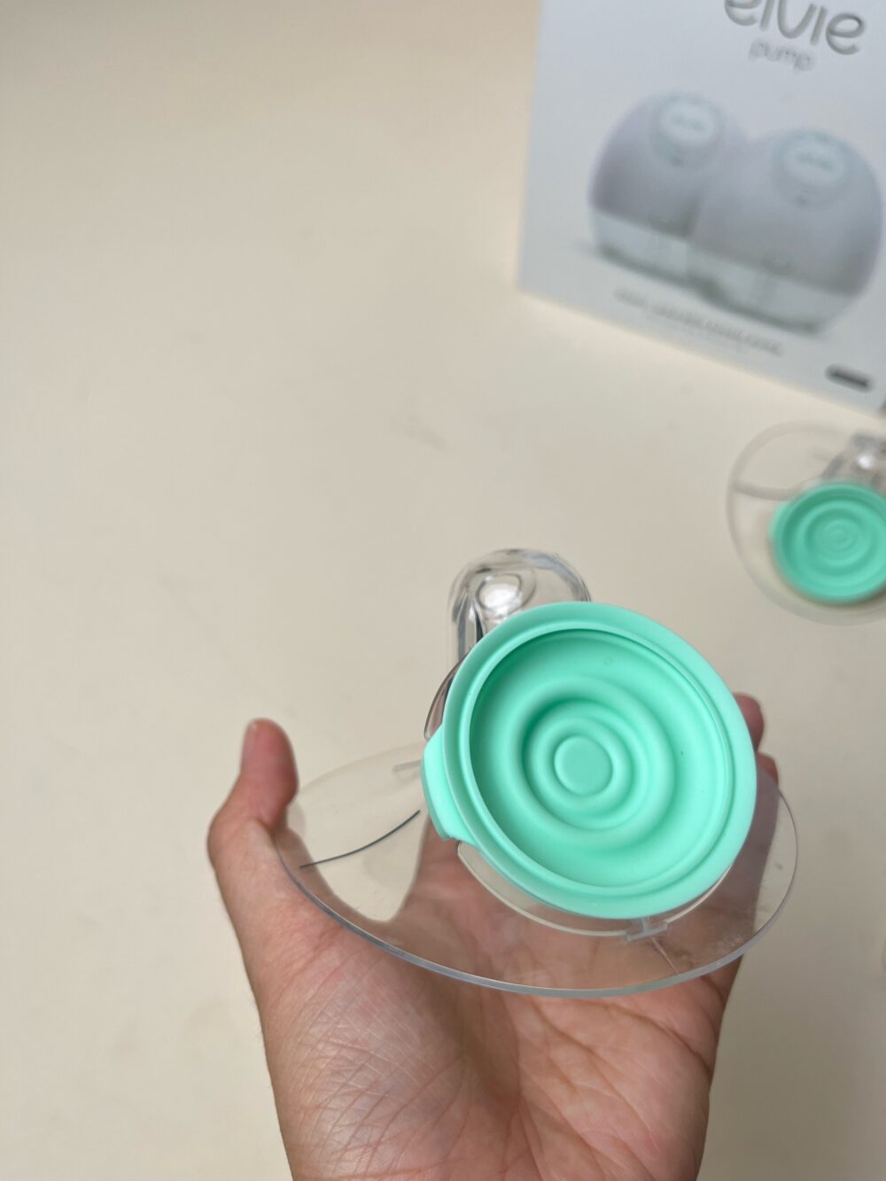 Máy hút sữa điện đôi rảnh tay Elvie Pump (full box) - Ảnh 6
